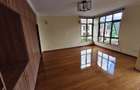 5 Bed Townhouse with En Suite at Lavington Green - 12