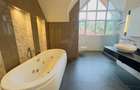 5 Bed House with En Suite at Mimosa Drive - 31