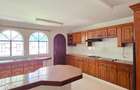 5 Bed Townhouse with En Suite at Riverside Garden - 6