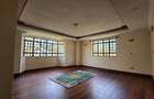 5 Bed House with En Suite in Runda - 3