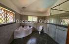5 Bed House with En Suite in Runda - 13