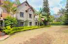 5 Bed Townhouse with En Suite at Othaya Road - 3