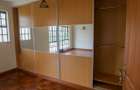 5 Bed Townhouse with En Suite at Off Glory Rd - 5