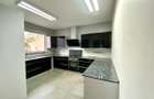 3 Bed Apartment with En Suite in Riverside - 4