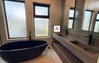 4 Bed House with En Suite in Runda - 14