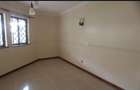 5 Bed Townhouse with En Suite in Lavington - 7