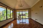 4 Bed Townhouse with En Suite in Ridgeways - 12