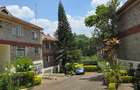 5 Bed Townhouse with En Suite at Lavington Green - 3