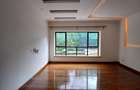 4 Bed Townhouse with En Suite in Lavington - 13