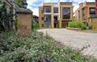 5 Bed Townhouse with En Suite in Lavington - 14