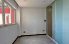 4 Bed Apartment with En Suite in General Mathenge - 16