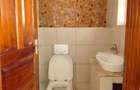 4 Bed Villa with En Suite in Kyuna - 18