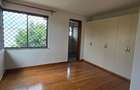 5 Bed Townhouse with En Suite at Off Convent Drive - 4