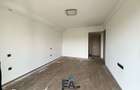 3 Bed Apartment with En Suite at Riverside Drive - 17