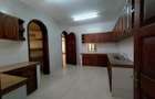 5 Bed Townhouse with En Suite in Westlands Area - 3
