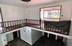 5 Bed Villa with En Suite in Ridgeways - 4