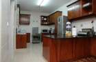 3 Bed Apartment with En Suite at Off Dennis Pritt Rd - 4