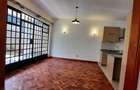5 Bed Townhouse with En Suite at Lavington - 4