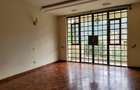 4 Bed Townhouse with En Suite in Kitisuru - 12