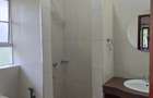 5 Bed House with En Suite at Rosslyn Lone Tree - 18