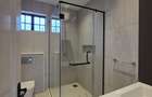 5 Bed Townhouse with En Suite at Lavington Green - 16
