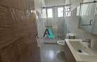 6 Bed Townhouse with En Suite in Lavington - 16
