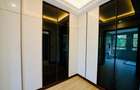 6 Bed Villa with En Suite at 2026-183 - 14