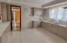 5 Bed Townhouse with En Suite in Karen - 6