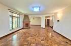 5 Bed Townhouse with En Suite at Othaya Road - 18