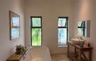 4 Bed House with En Suite at Watamu Beach - 3