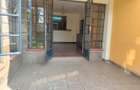 5 Bed House with En Suite in Lavington - 38