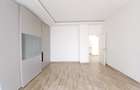 4 Bed Apartment with En Suite at Riverside Drive - 12