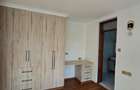 7 Bed House with En Suite in Runda - 6