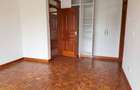 5 Bed House with En Suite at Rosslyn - 11