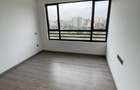 Serviced 3 Bed Apartment with En Suite in Riverside - 12
