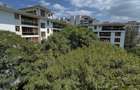 3 Bed Apartment with En Suite at Riverside Drive - 6