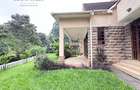 5 Bed Townhouse with En Suite at Rosslyn - 2