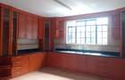 5 Bed Townhouse with En Suite in Lavington - 14