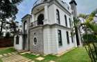 5 Bed Villa with En Suite in Loresho - 1