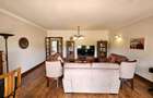 4 Bed House with En Suite in Runda - 9