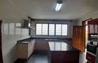 5 Bed Townhouse with En Suite at Lavington - 6