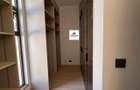 5 Bed Townhouse with En Suite in Lavington - 11