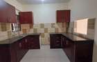 3 Bed Apartment with En Suite at Green Wood Drive - 2
