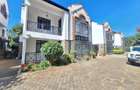 4 Bed Townhouse with En Suite at Lavington - 1
