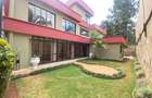 5 Bed Townhouse with En Suite in Lavington - 2