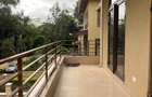 5 Bed Townhouse with En Suite in Lavington - 14