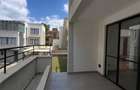 5 Bed Townhouse with En Suite in Lavington - 2