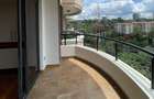 4 Bed Apartment with En Suite at Riverside Drive - 20