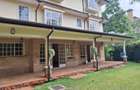 5 Bed Townhouse with En Suite in Lavington - 18