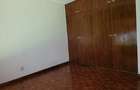 4 Bed Townhouse with En Suite in Rhapta Road - 7